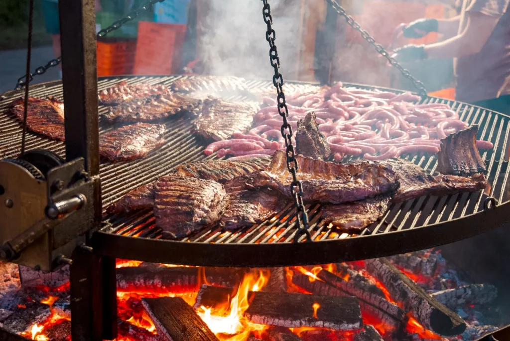 grillades de viande au Cabaret Vert 