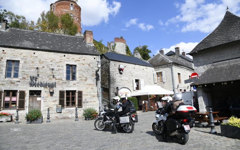 Accueil motards, l’Ardenne à moto